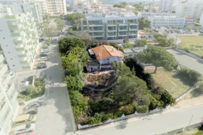 Terreno para Venda em Quarteira