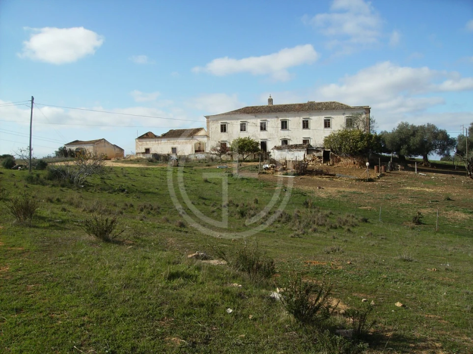 Terreno para Venda em Albufeira e Olhos de Água Foto 1