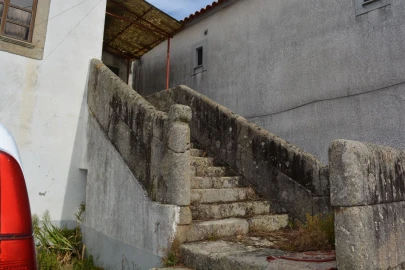 Moradia T6 para Venda em Alverca da Beira/Bouça Cova