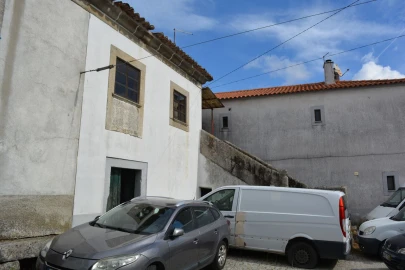 Moradia T6 para Venda em Alverca da Beira/Bouça Cova