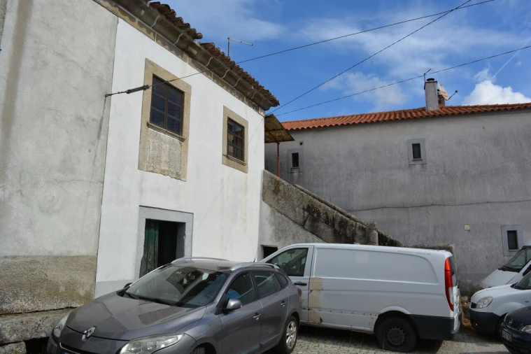 Moradia T6 para Venda em Alverca da Beira/Bouça Cova Foto 2