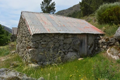 Quinta T1 para Venda em Manteigas (São Pedro)