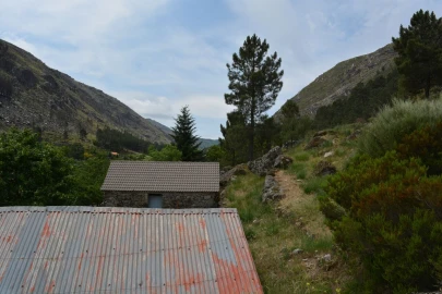 Quinta T1 para Venda em Manteigas (São Pedro)