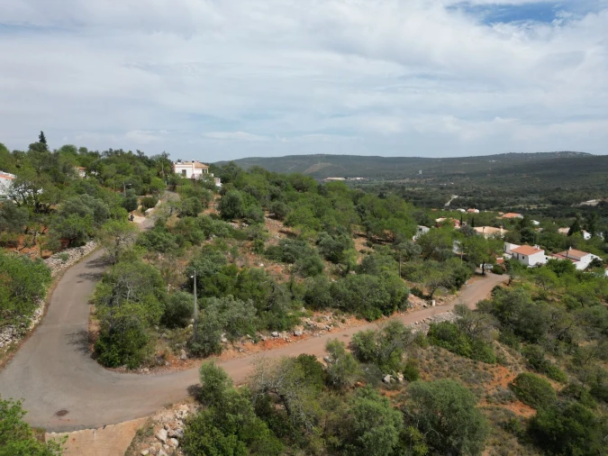 Terreno para Venda em Querença, Tôr e Benafim Foto 6