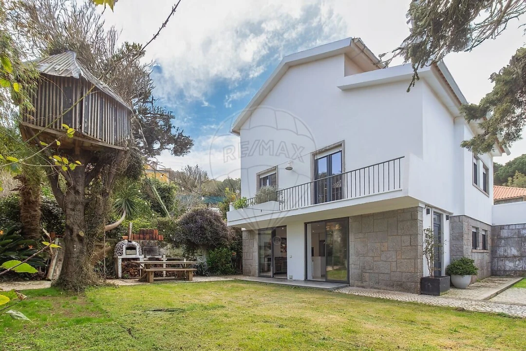 Moradia T5 para Venda em Santa Maria e São Miguel, São Martinho, São Pedro Penaferrim Foto 1