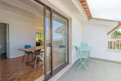 Moradia T5 para Venda em Santa Maria e São Miguel, São Martinho, São Pedro Penaferrim