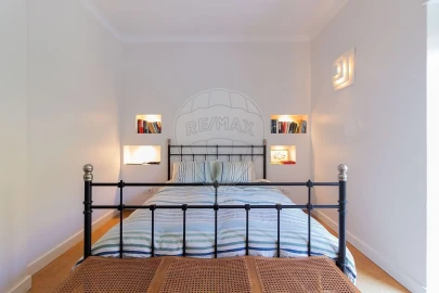 Moradia T5 para Venda em Santa Maria e São Miguel, São Martinho, São Pedro Penaferrim