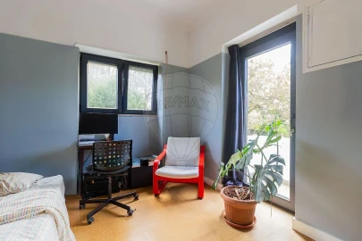 Moradia T5 para Venda em Santa Maria e São Miguel, São Martinho, São Pedro Penaferrim