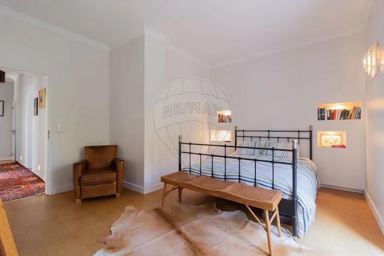 Moradia T5 para Venda em Santa Maria e São Miguel, São Martinho, São Pedro Penaferrim Foto 16