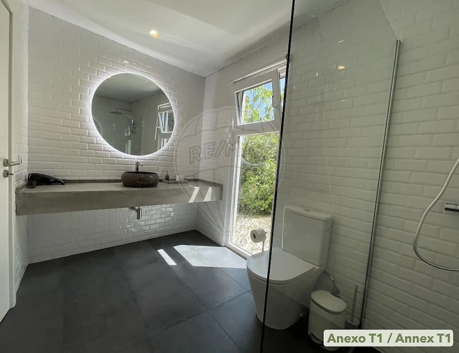 Moradia T5 para Venda em Santa Maria e São Miguel, São Martinho, São Pedro Penaferrim Foto 42