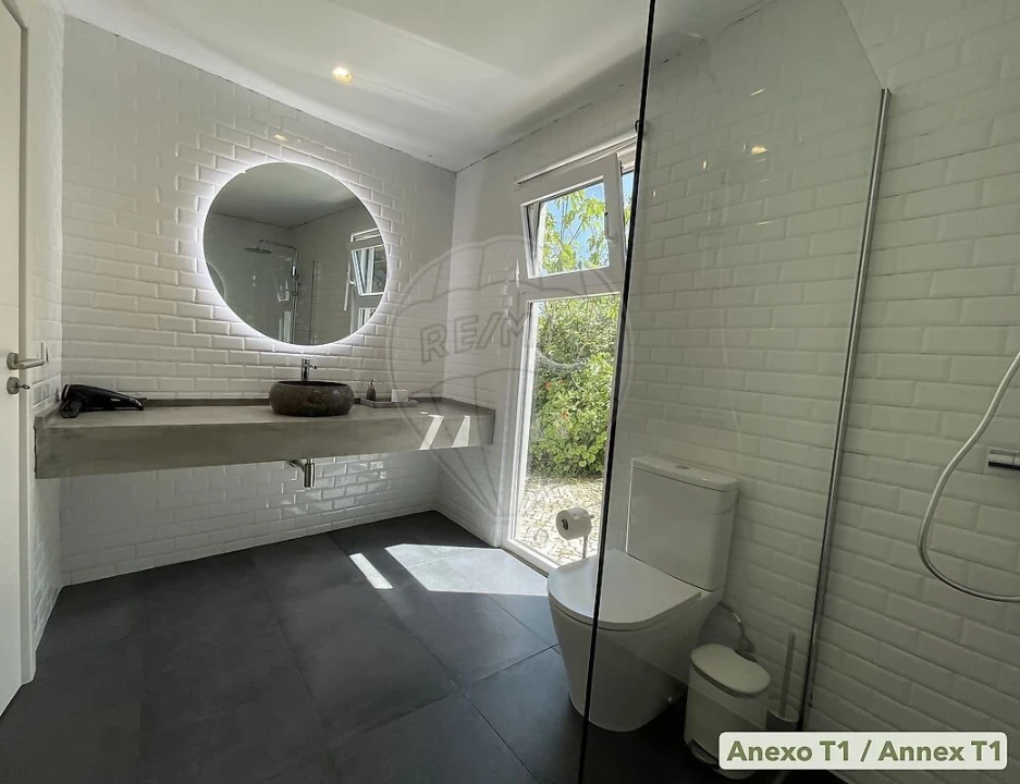 Moradia T5 para Venda em Santa Maria e São Miguel, São Martinho, São Pedro Penaferrim Foto 42