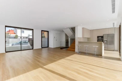 Moradia T4 para Venda em Cascais e Estoril