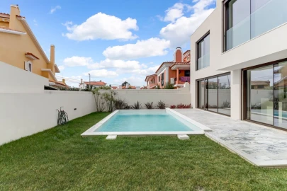 Moradia T4 para Venda em Cascais e Estoril