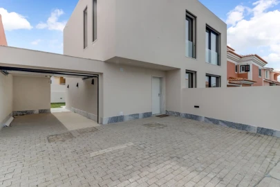 Moradia T4 para Venda em Cascais e Estoril