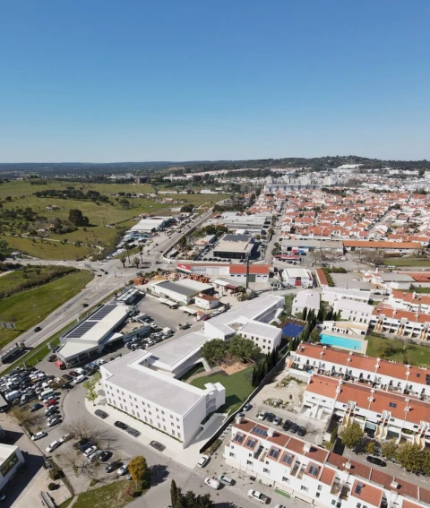 Prédio para Venda em Nossa Senhora da Tourega e Nossa Senhora de Guadalupe
