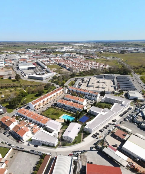 Prédio para Venda em Nossa Senhora da Tourega e Nossa Senhora de Guadalupe