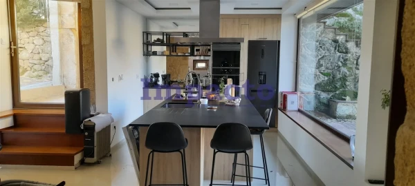 Moradia T3 para Venda em Vila Chã, Codal e Vila Cova de Perrinho