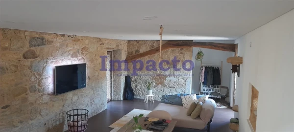 Moradia T3 para Venda em Vila Chã, Codal e Vila Cova de Perrinho