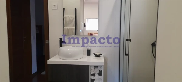 Moradia T3 para Venda em Vila Chã, Codal e Vila Cova de Perrinho