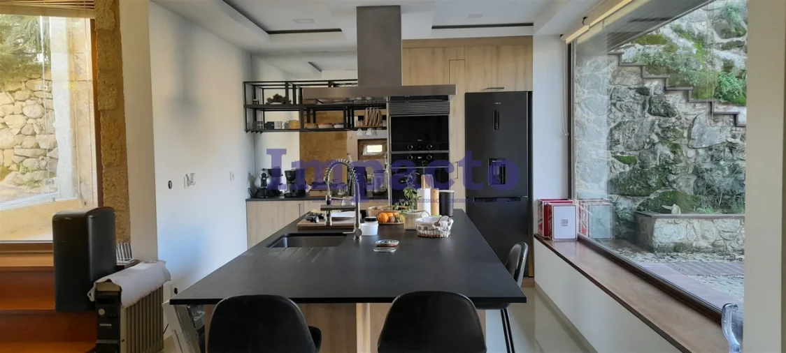 Moradia T3 para Venda em Vila Chã, Codal e Vila Cova de Perrinho Foto 3