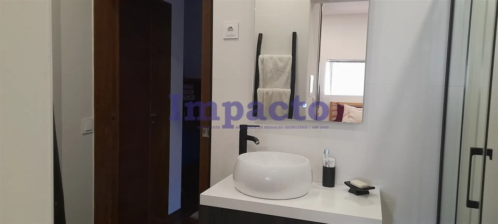 Moradia T3 para Venda em Vila Chã, Codal e Vila Cova de Perrinho Foto 36