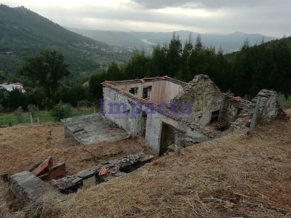 Moradia T2 para Venda em Raiva, Pedorido e Paraíso Foto 3