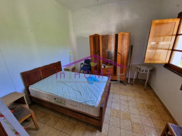 Moradia T4 para Venda em Loule (São Sebastião)