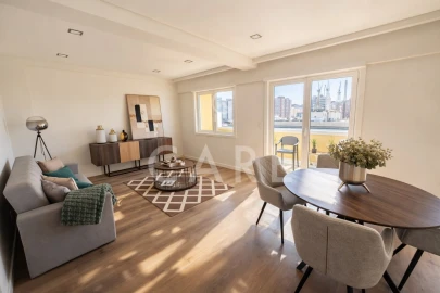 Apartamento T3 para Venda em Benfica