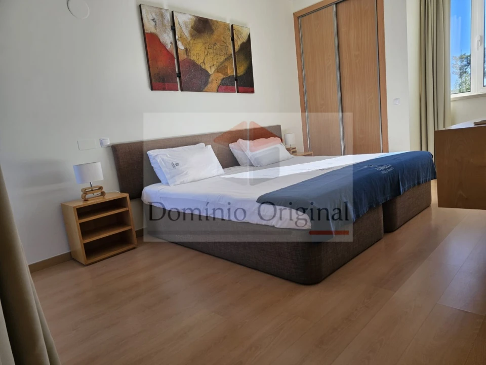 Apartamento T3 para Venda em Quarteira Foto 9