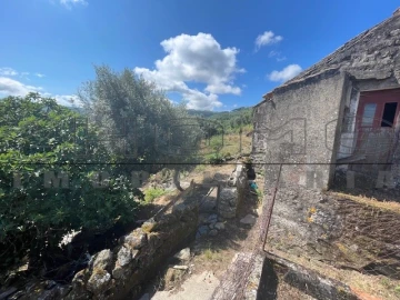 Moradia para Venda em Oliveira do Douro