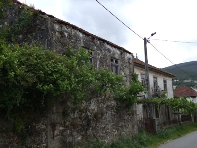 Moradia para Venda em Covas Foto 3