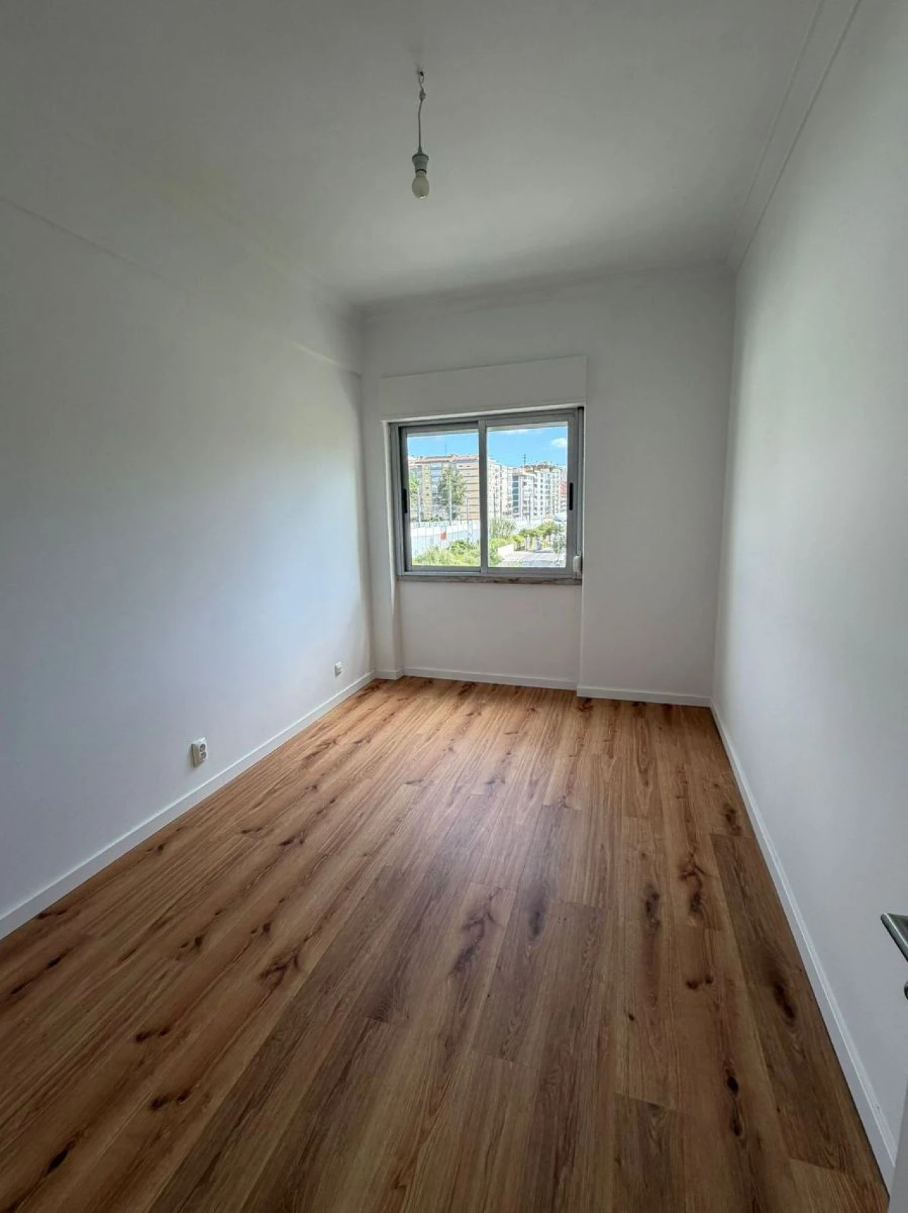 Apartamento T2 para Arrendamento em Agualva e Mira-Sintra Foto 4