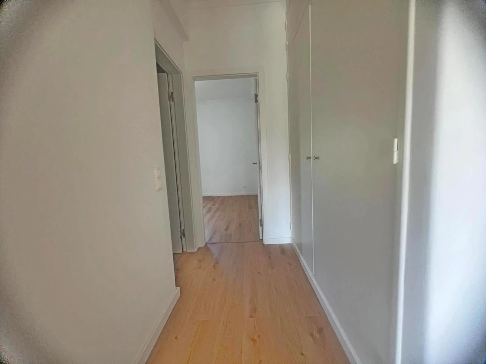 Apartamento T2 para Arrendamento em Agualva e Mira-Sintra Foto 6