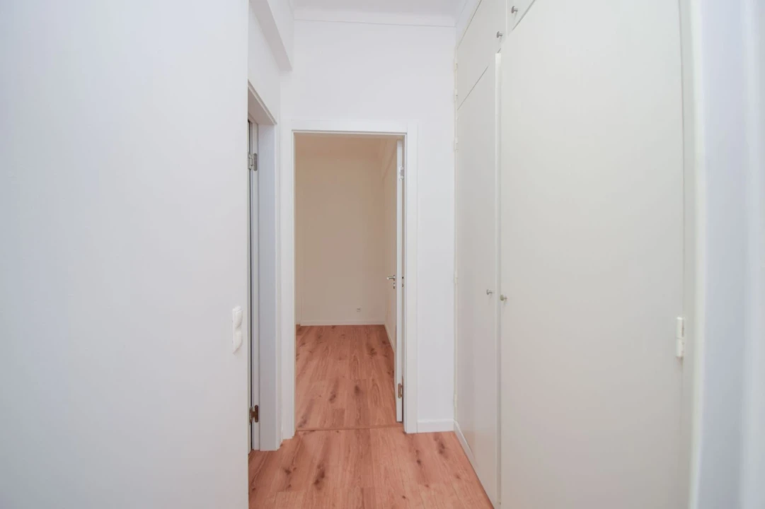 Apartamento T2 para Arrendamento em Agualva e Mira-Sintra Foto 3