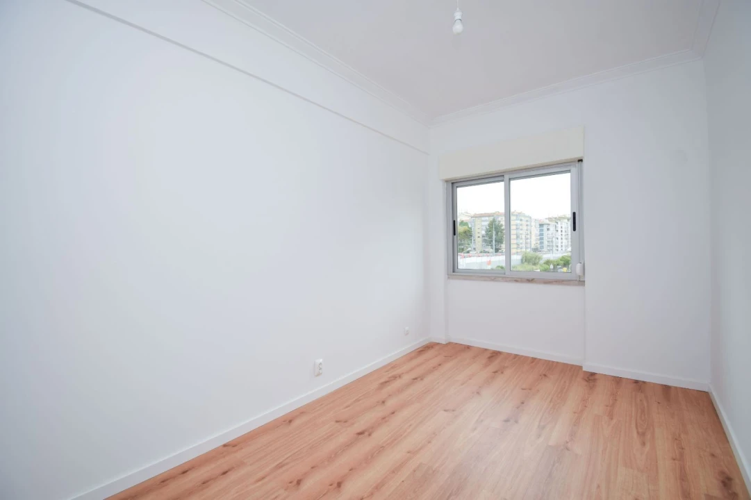 Apartamento T2 para Arrendamento em Agualva e Mira-Sintra Foto 11