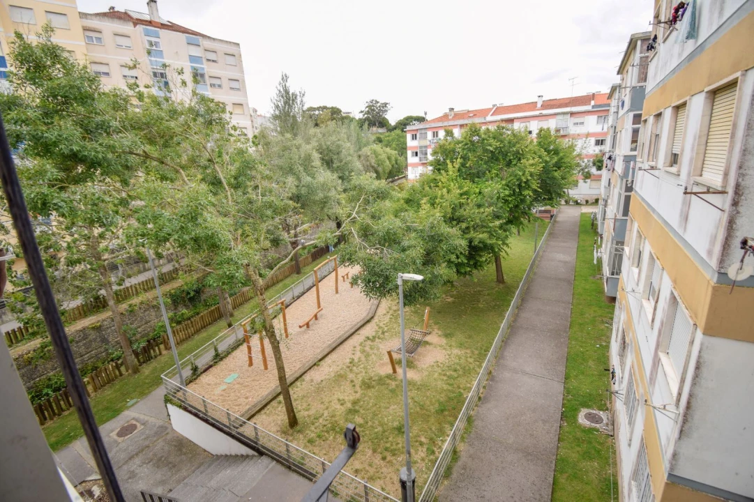 Apartamento T2 para Arrendamento em Agualva e Mira-Sintra Foto 17