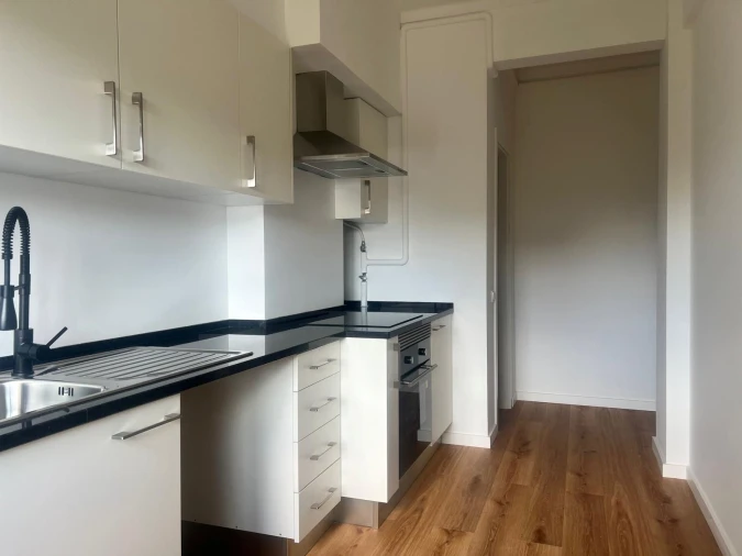Apartamento T2 para Arrendamento em Agualva e Mira-Sintra Foto 2