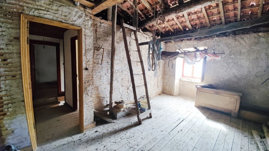 Moradia T3 para Venda em Mata de Lobos Foto 9