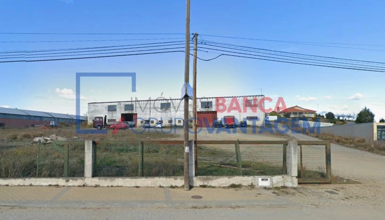 Armazém para Venda em Nogueira Foto 4