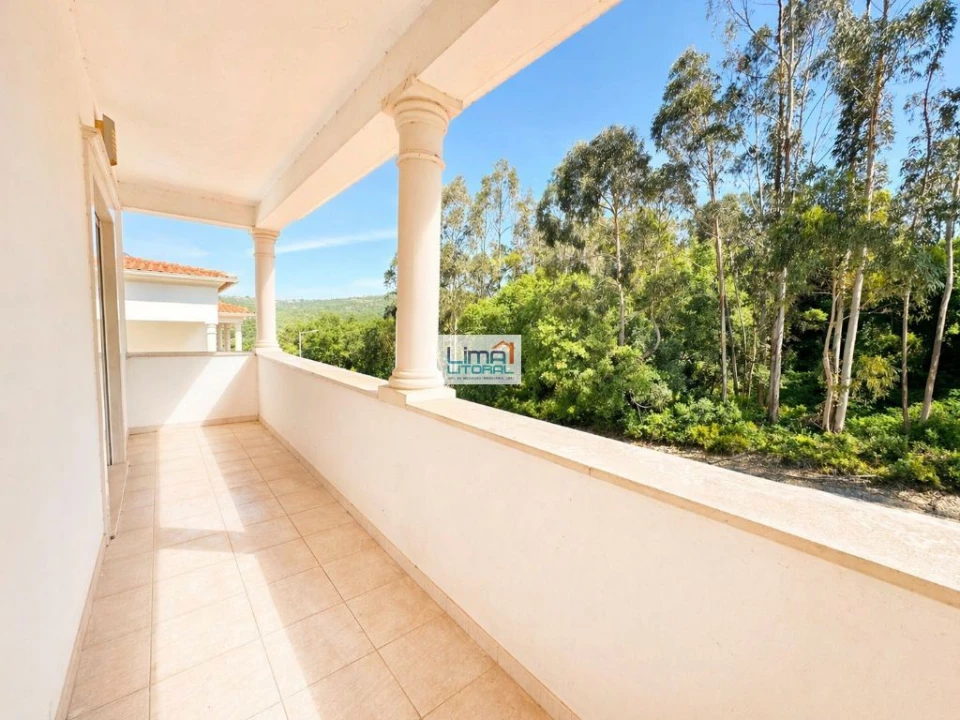 Moradia T5 para Venda em Porto de Mós - São João Baptista e São Pedro Foto 19