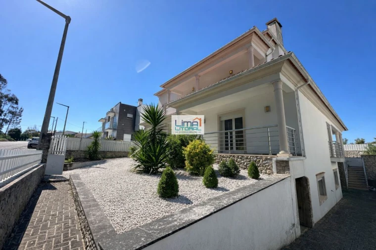 Moradia T5 para Venda em Porto de Mós - São João Baptista e São Pedro Foto 2