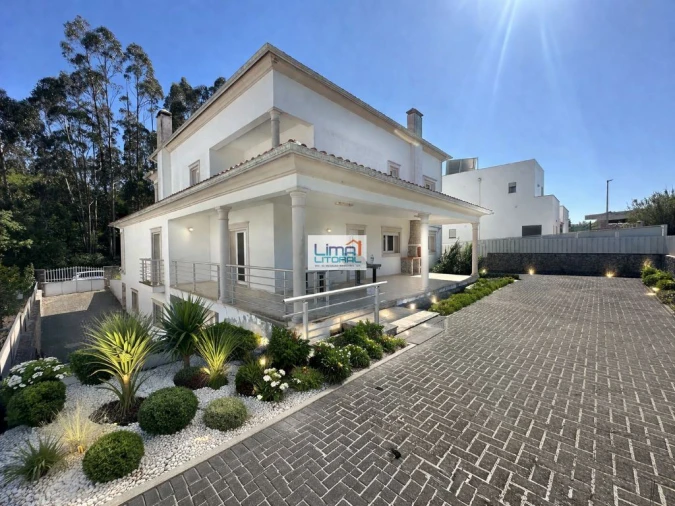 Moradia T5 para Venda em Porto de Mós - São João Baptista e São Pedro Foto 4