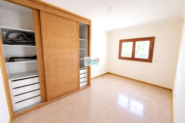 Moradia T5 para Venda em Porto de Mós - São João Baptista e São Pedro Foto 8