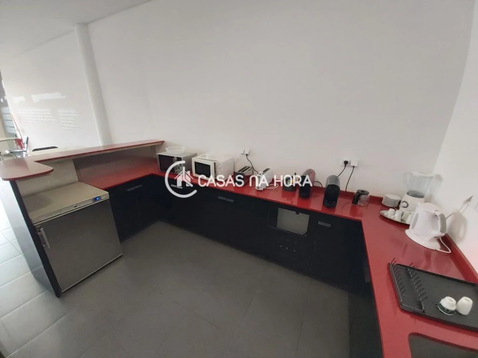 Escritório para Arrendamento em Rio de Mouro Foto 15