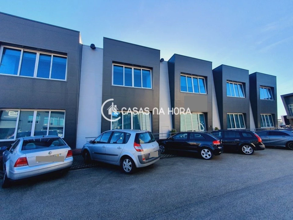 Escritório para Arrendamento em Rio de Mouro Foto 25