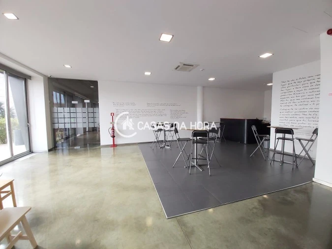 Escritório para Arrendamento em Rio de Mouro Foto 16