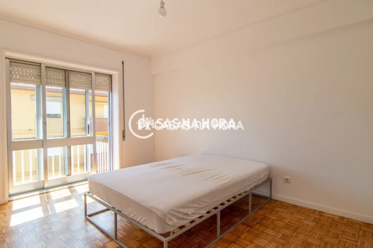 Apartamento T3 para Arrendamento em Santa Marinha e São Pedro da Afurada Foto 8