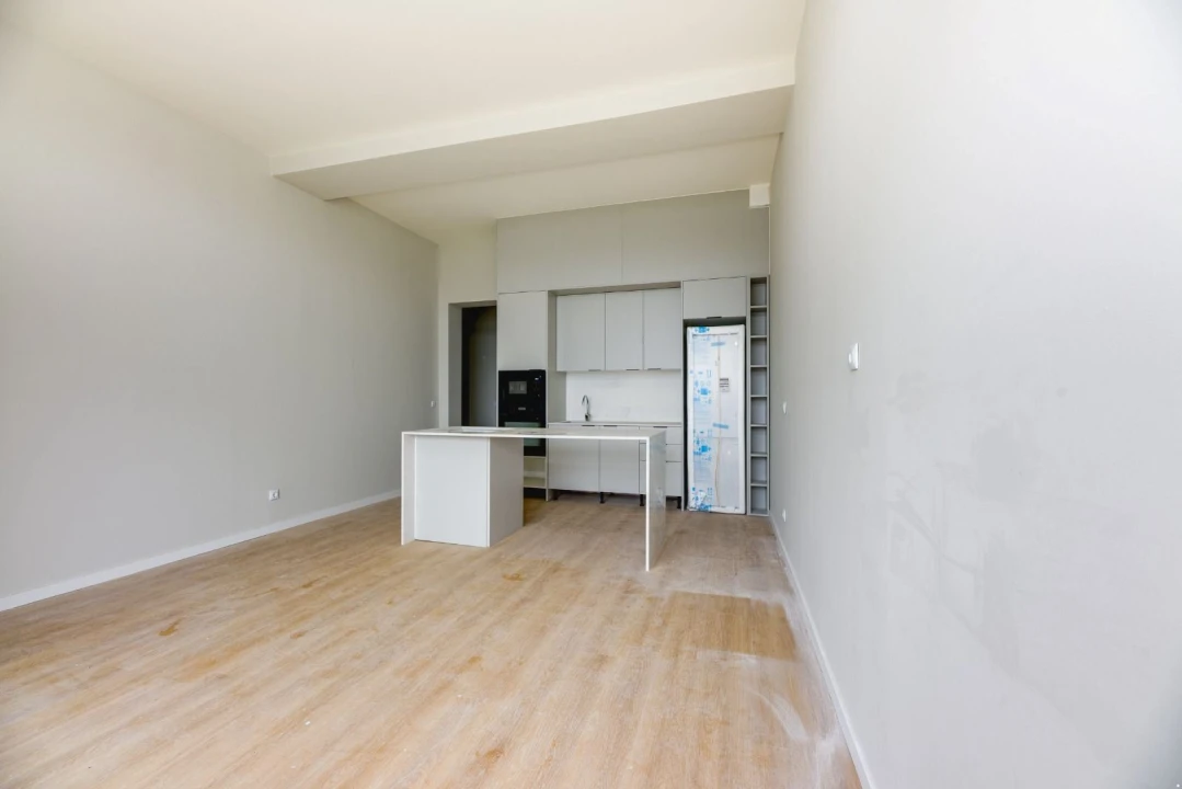 Apartamento T0 para Venda em Carcavelos e Parede Foto 10