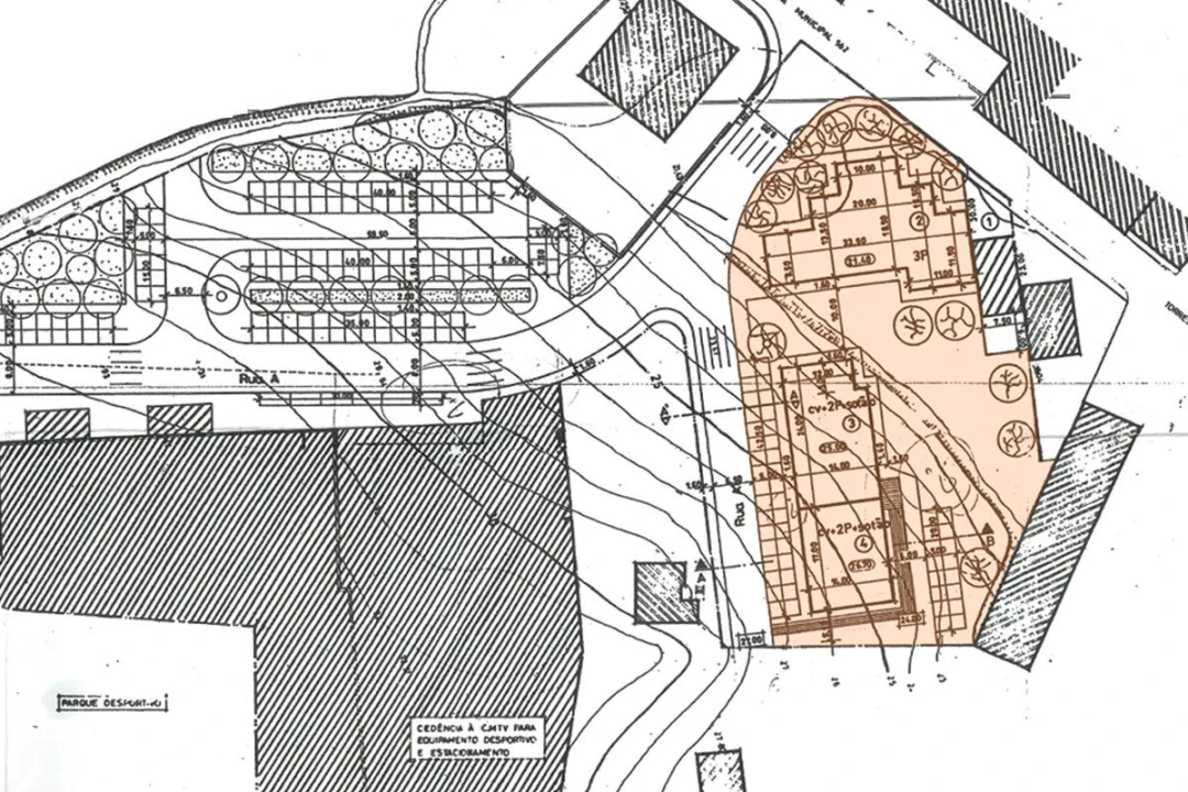 Terreno P/ Prédio para Venda em A dos Cunhados e Maceira Foto 4