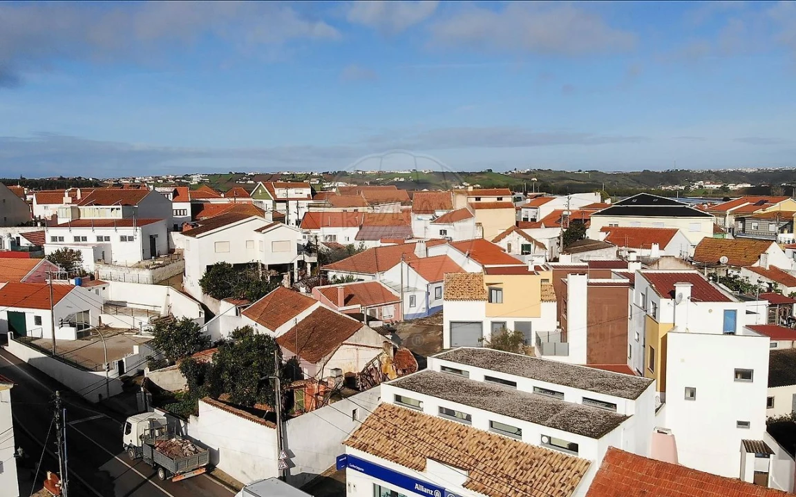 Terreno P/ Prédio para Venda em A dos Cunhados e Maceira Foto 11